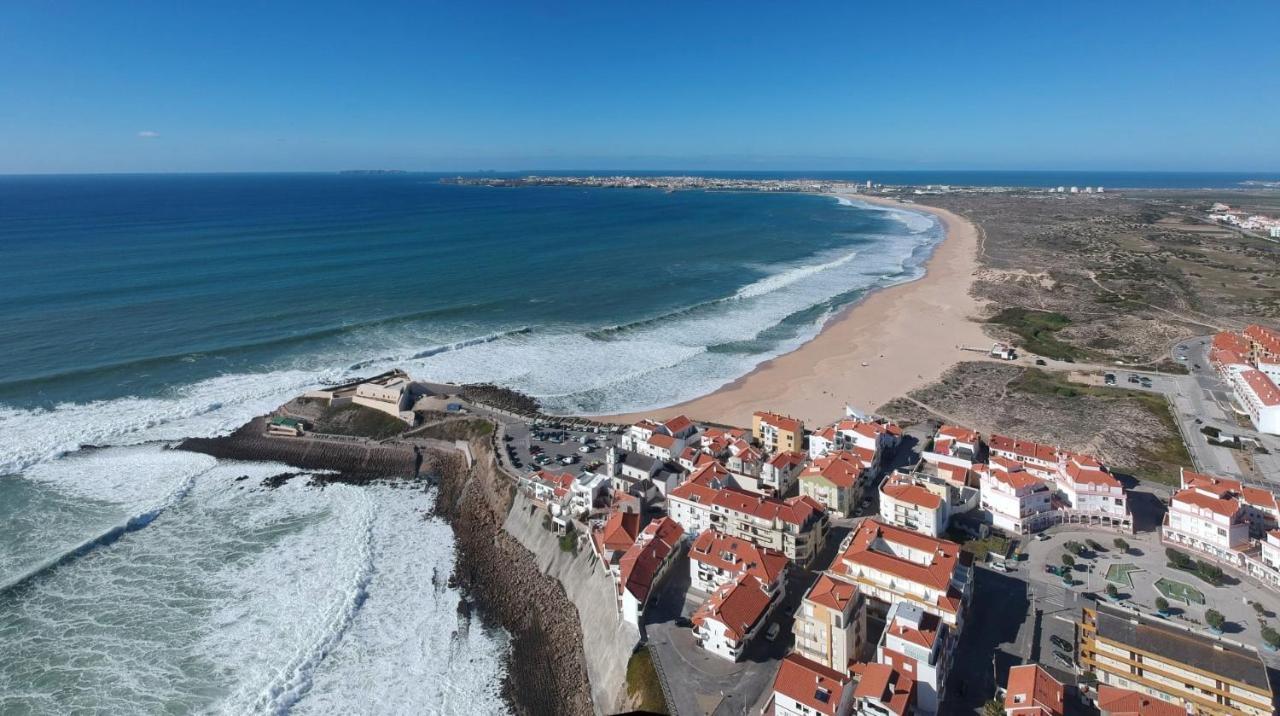 Surf And Stones Apartment Peniche Eksteriør bilde