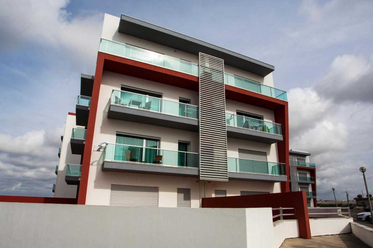 Surf And Stones Apartment Peniche Eksteriør bilde